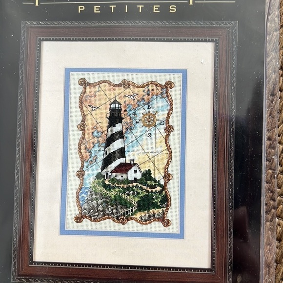 Dimensions Pair of lighthouse counted cross stitch kits - Picture 2 of 4